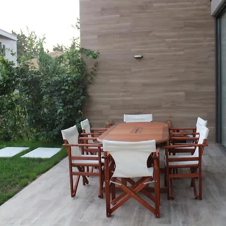 Cristal Villa *